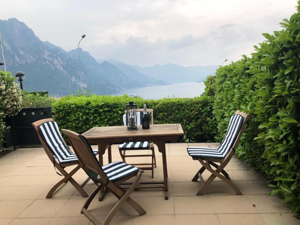 Villa Mirella: Casa Vista Lago Con Piscina Рива-ди-Сольто Экстерьер фото